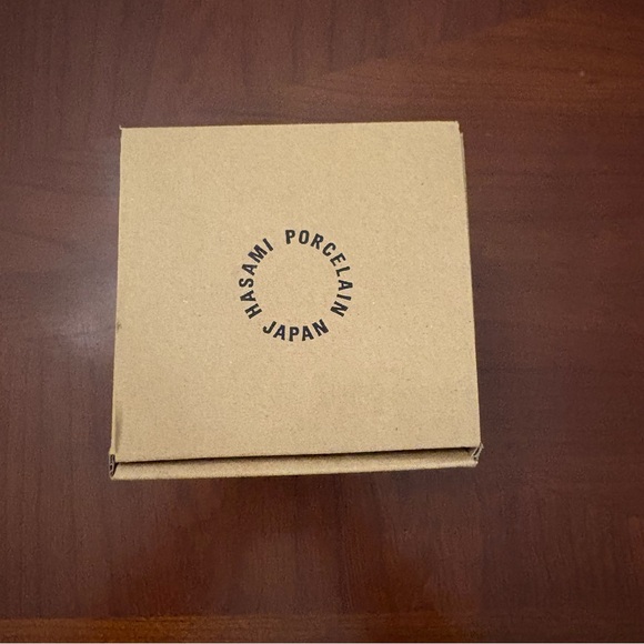 NEW Exclusive Apple Visitor Center Porcelain Coffee Mug Japan White Rainbow 15oz - Picture 6 of 6